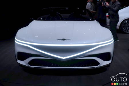 Genesis X Convertible Concept, front